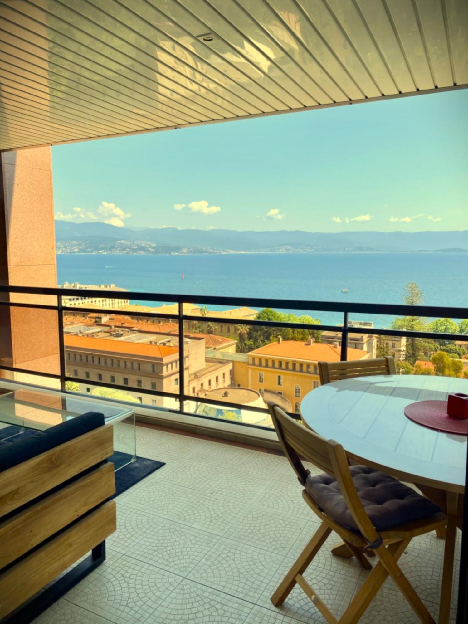 Grand T2 Standing Ajaccio Proche Centre Et Plages Vue Panoramique Parking Prive Bagian luar foto